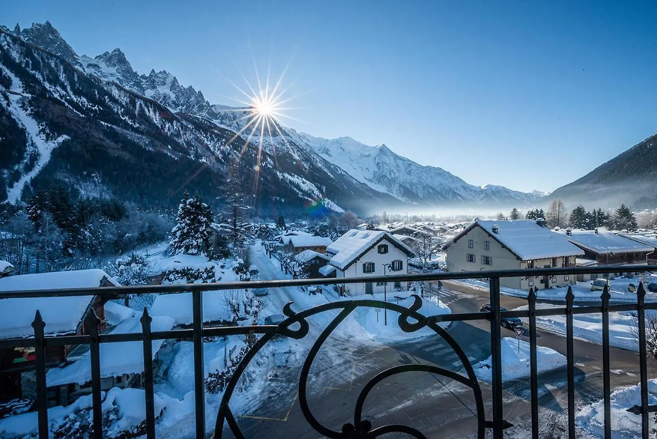 Eden Hotel, Apartments And Chalet Chamonix Les Praz Hotel